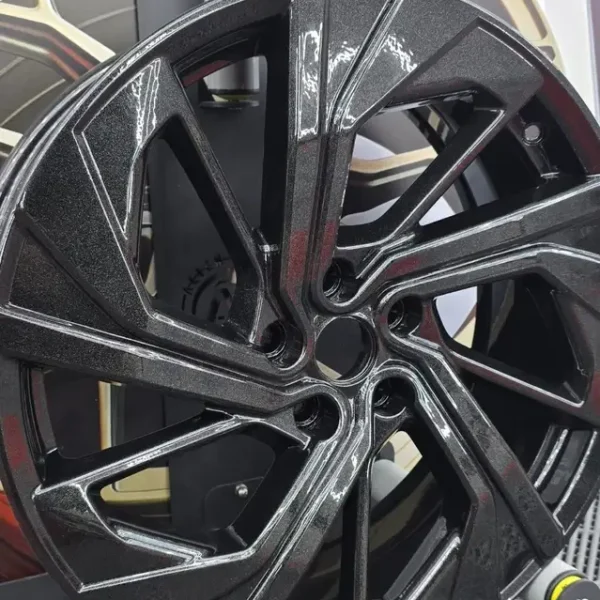 FULL SET Genuine Set Nissan Qashqai 20" Alloy Black Anthracite FREE DELIVERY