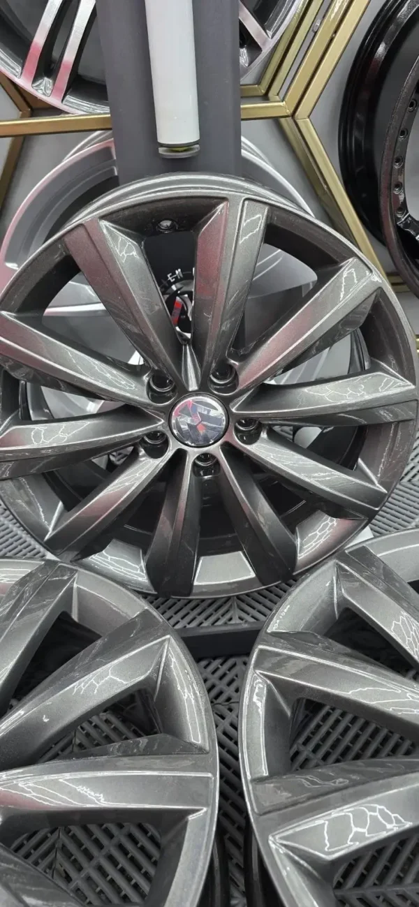 s-l1600 (1) 4x FULL SET VOLKSWAGEN PASSAT GENUINE 17" ALLOY WHEELS FAST FREE P&P