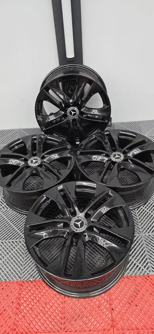 4x Mercedes E350 Cgi A207 2010 3.5 set of alloy wheels A2074010602