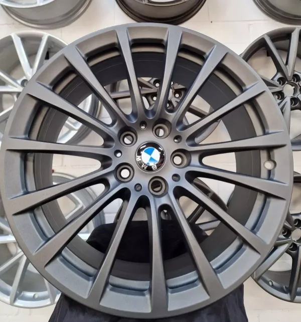 s-l1600 (7) 4 x Genuine BMW 5 SERIES G30/G31 18" GREY ALLOY RIM 6861224