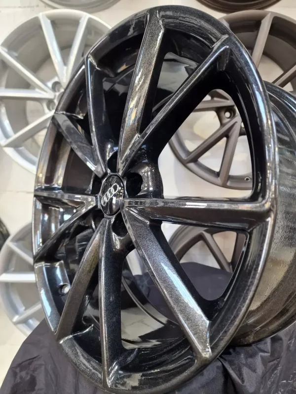4 x AUDI A1 S Line Black Edition ALLOY WHEEL AUDI A1 18 Inch Rim 8X0601025BP