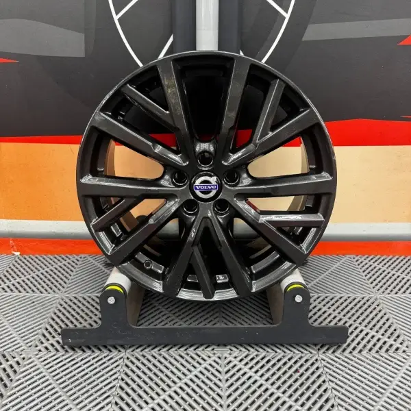 Genuine Alloy Wheels Northampton Genuine Alloy Wheels Northampton