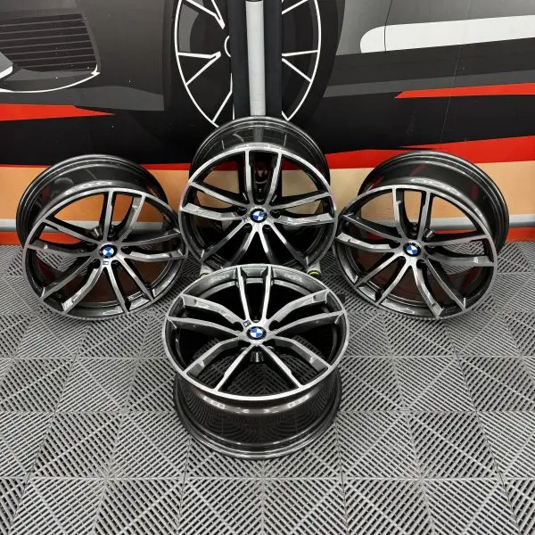 BMW Grey Diamond Cut Alloy Wheels BMW Grey Diamond Cut Alloy Wheels