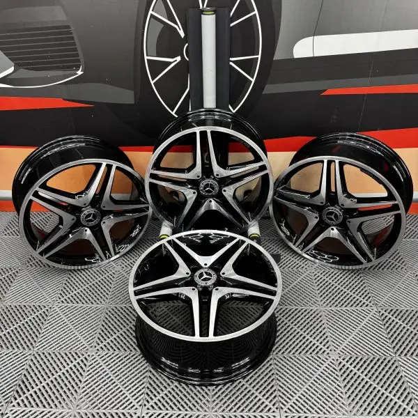 Mercedes Black Diamond Cut Alloy Wheels Mercedes Black Diamond Cut Alloy Wheels