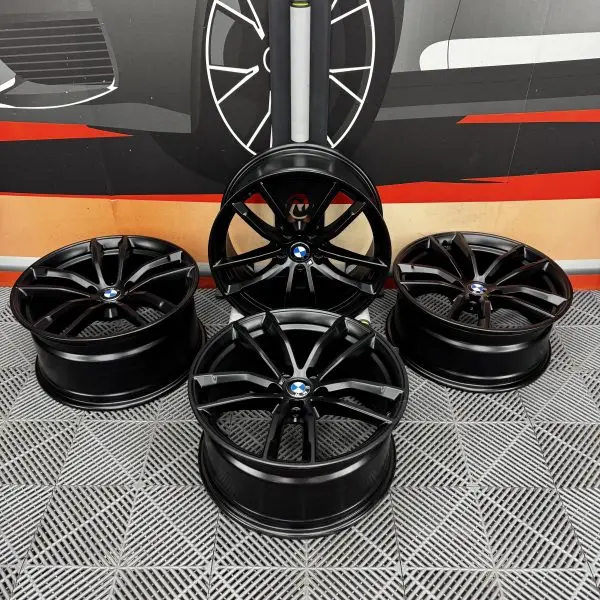 Bmw 18" black matt color alloy wheels Bmw 18" black matt color alloy wheels