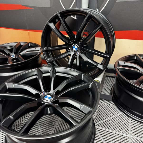Bmw 18" black matt color alloy wheels