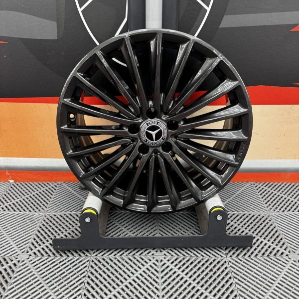 Mercedes grey color alloy wheels Mercedes grey color alloy wheels
